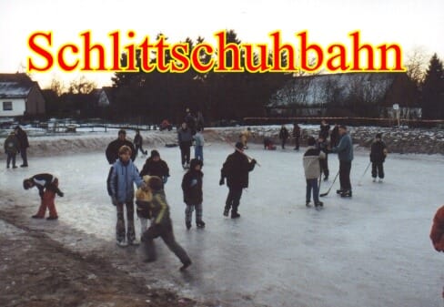 Foto aus Schlittschuhbahn · 2002